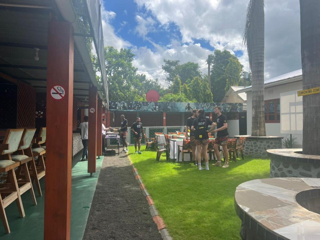 מושי Kilimanjaro Trekcity Hostel מראה חיצוני תמונה